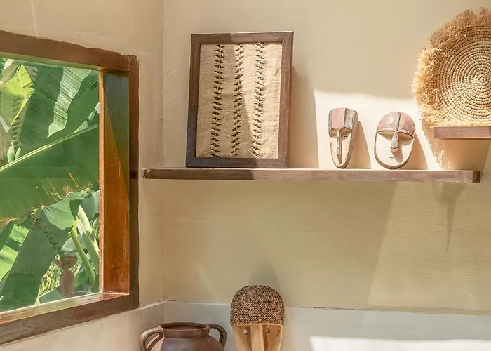 Zalana - Soul Of Nature Luxe Escape With Ethnic Charm Concept - 3 Min From Villa *
