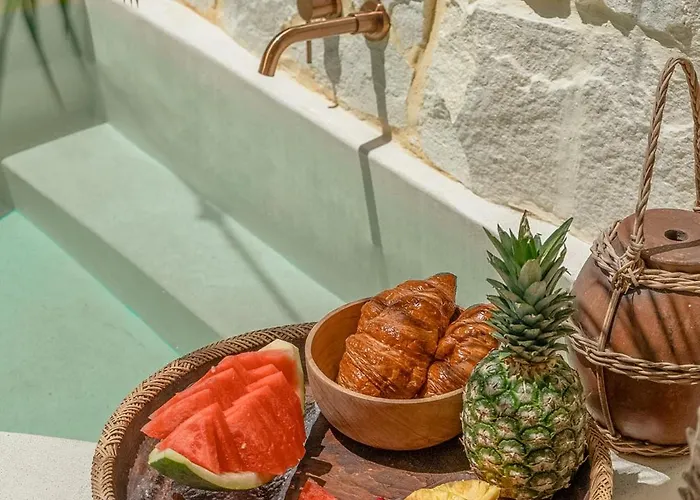 Zalana - Soul Of Nature Luxe Escape With Ethnic Charm Concept - 3 Min From Villa *
