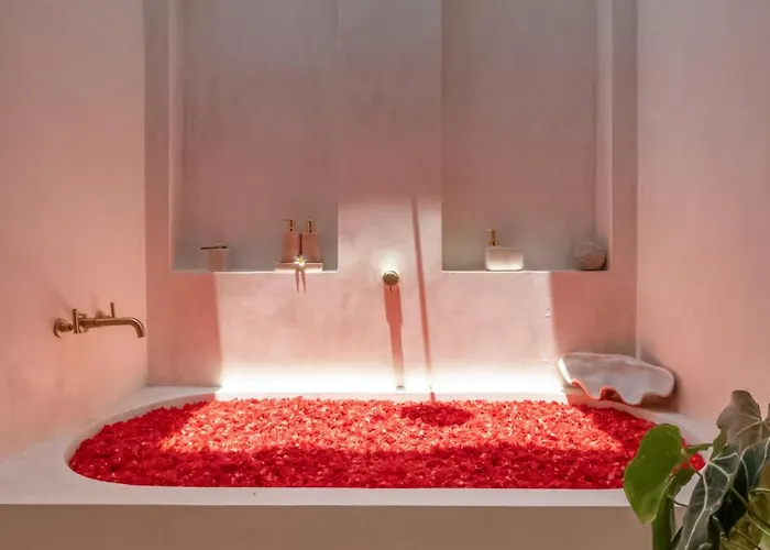 Villa Zalana - Designer Concept - 3 Min From Beach Canggu
